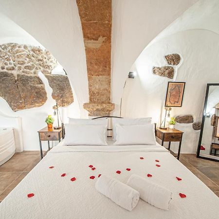 Romantic Loft With Jacuzzi In The Castle Castelsardo Eksteriør bilde