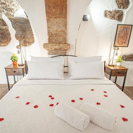 Romantic Loft With Jacuzzi In The Castle Castelsardo Eksteriør bilde
